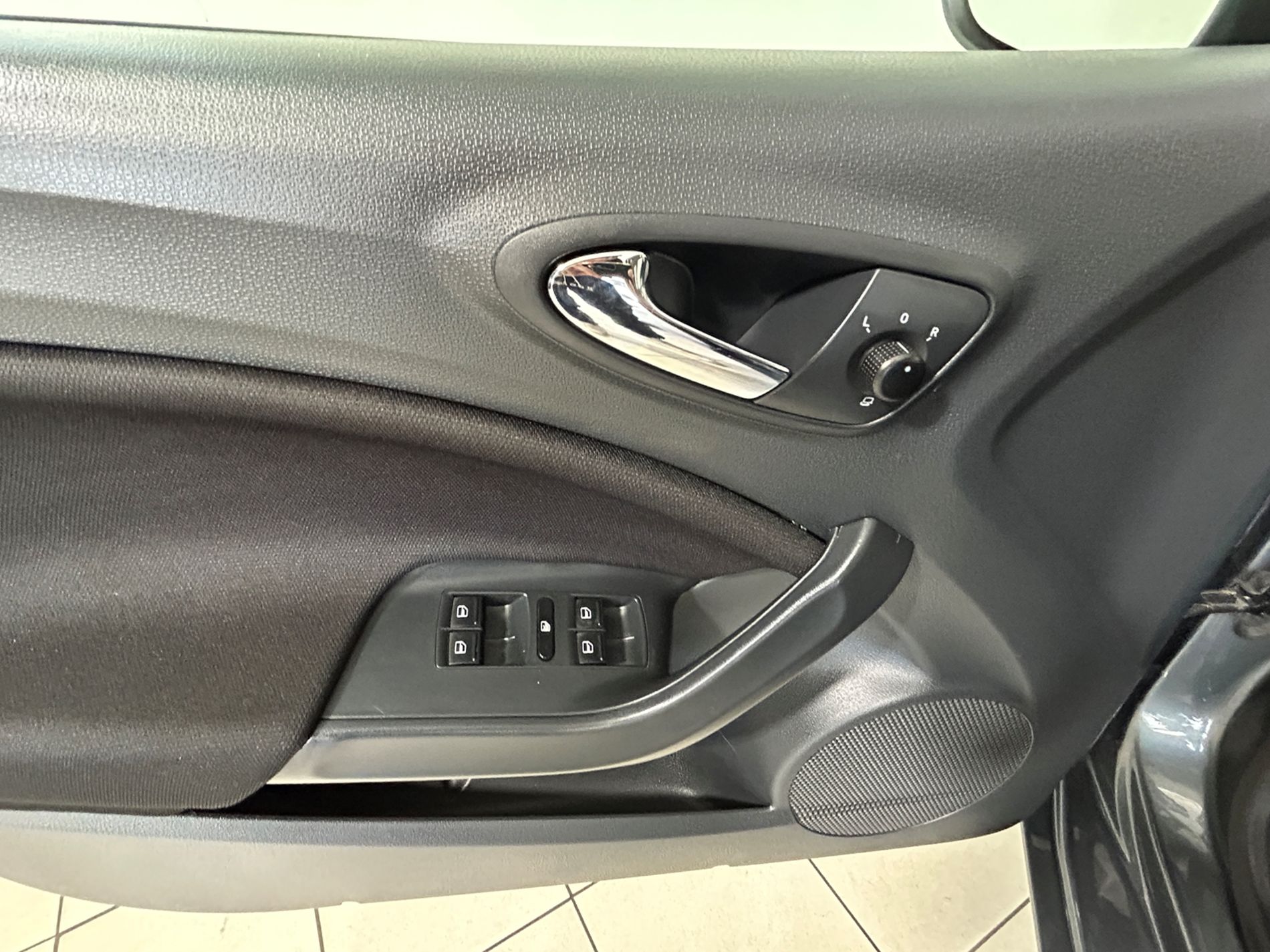Seat Ibiza 5p 1.2 tdi cr Style - Autoviemme